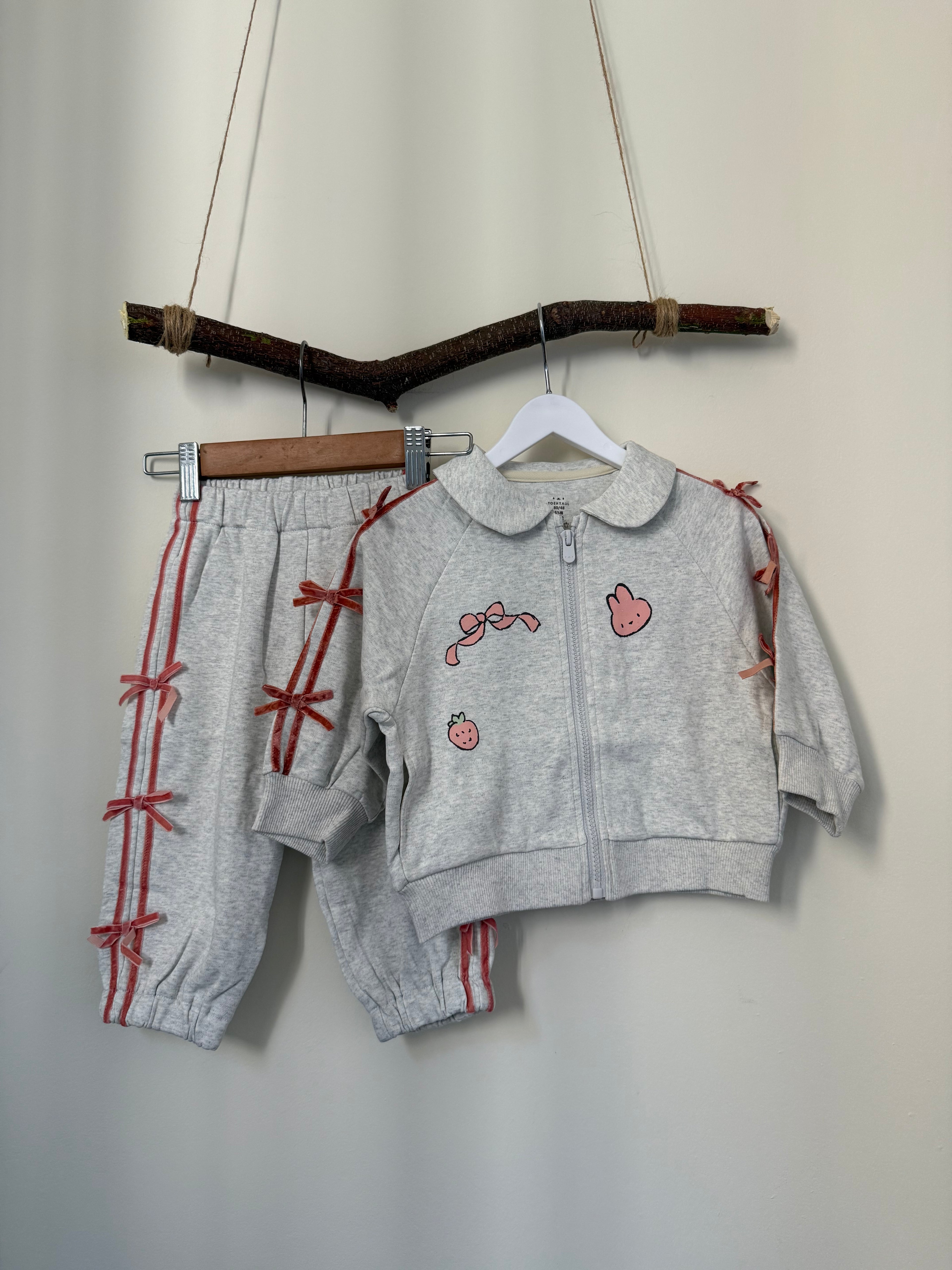 Girls' 2-Piece Tracksuit Set